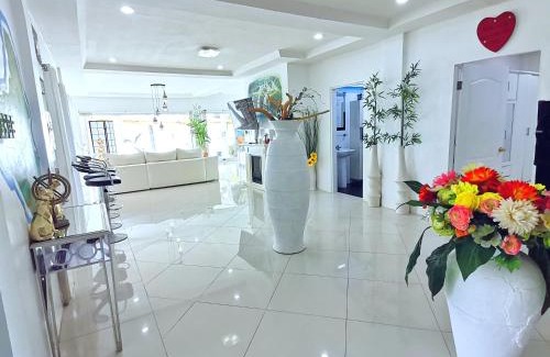 Maria Villa | BEACH FRONT WHITE HOUSE VILLA