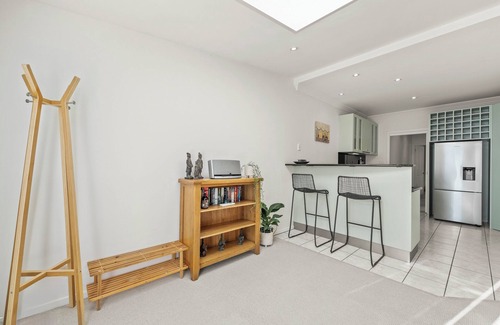 Kingston Beach House | Beach Haven - 2 Bedroom Townhouse
