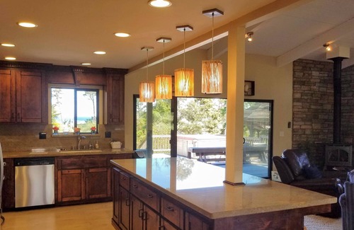 Cleone House | Beach Haven - MacKerricher State Park nearby - Ocean View Home & Guest House