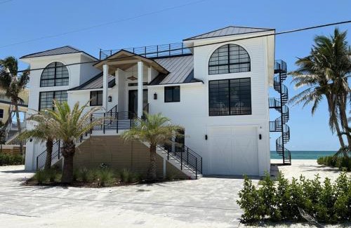 Palm Island House | Beach House