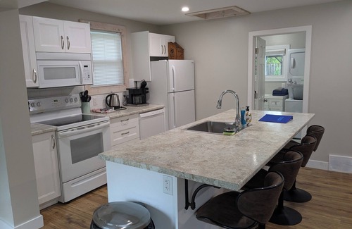 Dashwood Cottage | Beach Life Cottage by Grand Bend: A Modern Retreat Just Steps to the Beach!
