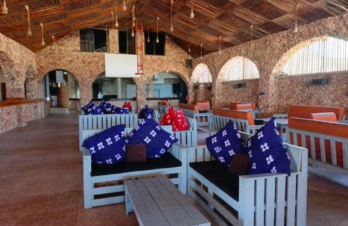 Kunduchi Hotel | Beach Resort Serene