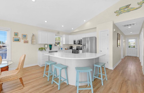 Kure Beach House | Beach Sweet - Coastal Retreat in Kure Beach