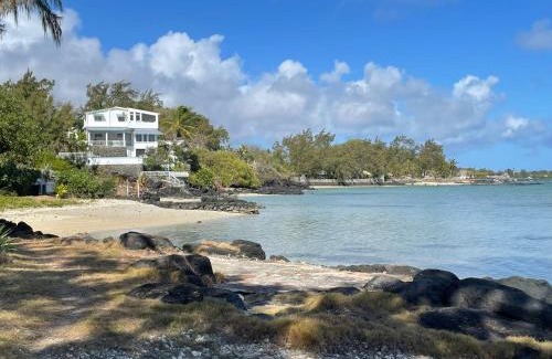 Grand Gaube Villa | BEACH VILLA ROCCA