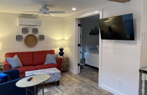 Saint Simons Island House | Beach Walk Bungalow 1Bedroom 1Bath, 4 blocks to the beach! Private Courtyard