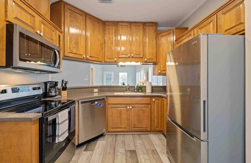 Sunnyside On The Gulf House | Beach Yards Away, Coastal Cottage, Free Parking