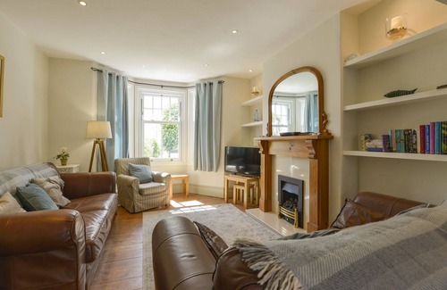 Treator Cottage | Beachcomber
