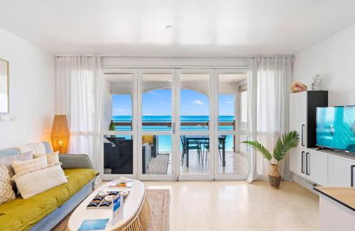Grand Case Apartment | Beachfront Apartment Flamant Grand Case