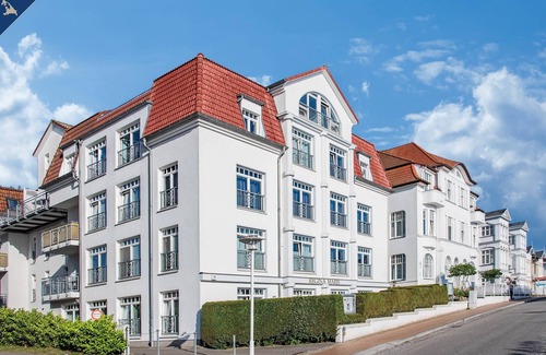 Seebad Bansin Apartment | Beachfront apartment with sea view & balcony - 2 bathrooms, for 6 people