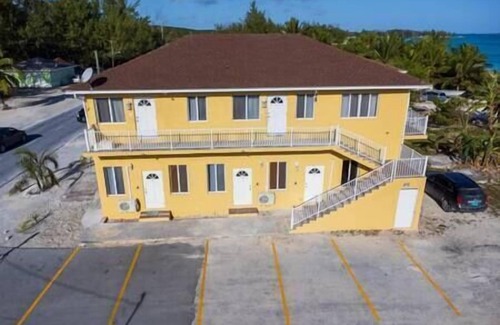 Rokers Point Apartment | Beachfront Beauty, Near Hotel Apt #4