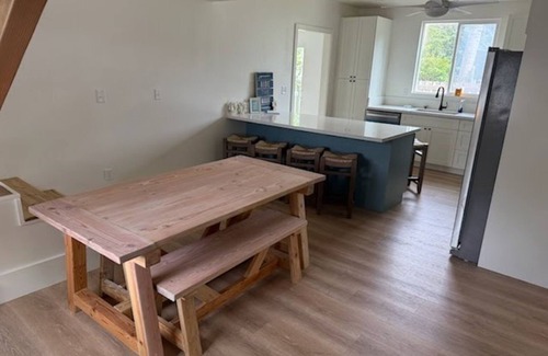Laie House | Beachfront Bungalow - New Build on the beach!