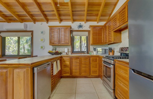 Placencia House | Beachfront Home Kissin' the Caribbean