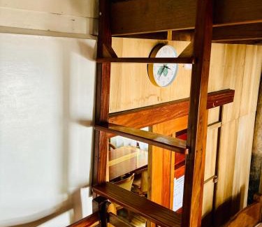 Lobo House | Beachfront Cabin in Lobo
