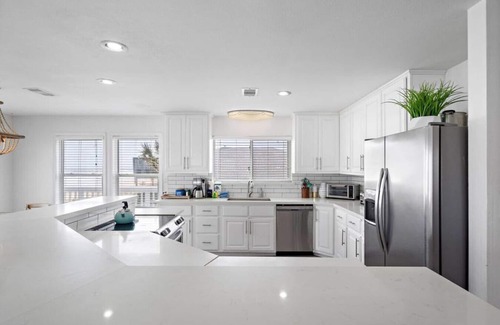 Jamaica Beach House | Beachfront Classic with Panoramic Ocean Views