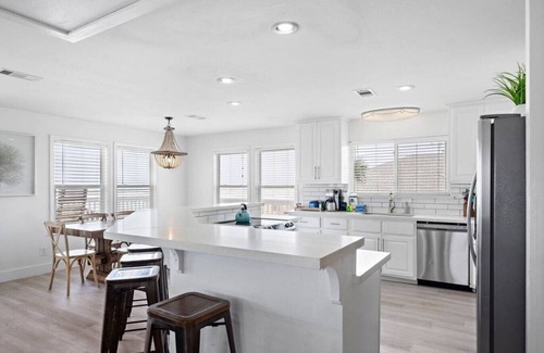 Jamaica Beach House | Beachfront Classic with Panoramic Ocean Views