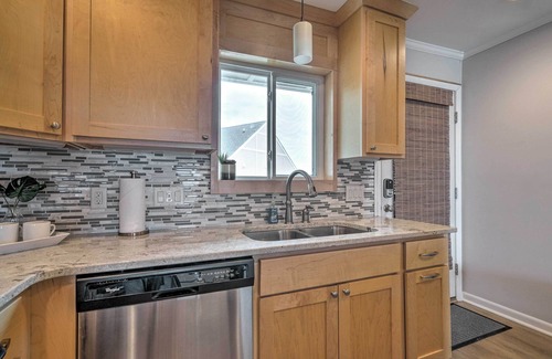 Caswell Beach Condo | Beachfront Condo w/Unobstructed Ocean Views!