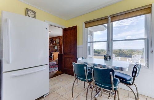 Jerusalem House | Beachfront Cottage Sand Hill Cove Road