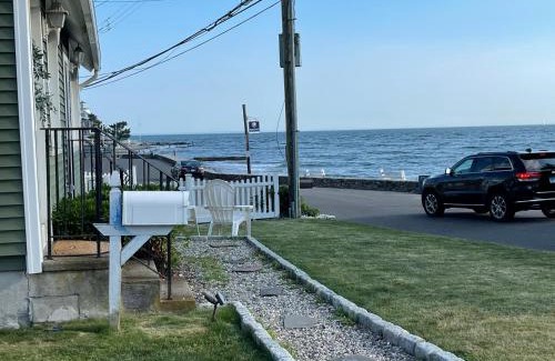 Milford House | #Beachfront, Dog Friendly