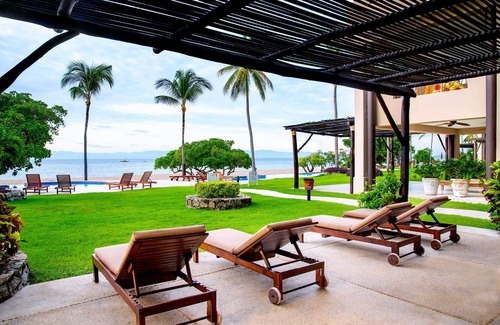 Punta de Mita Condo | Beachfront, Ground Floor, PREMIER access , full time maid/cook