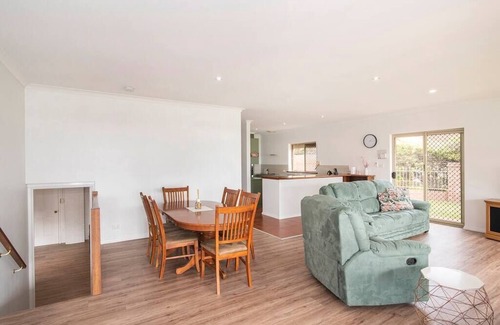 West Busselton House | Beachfront home Busselton- Jetty Views