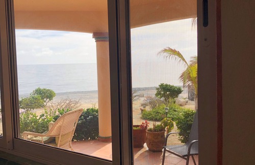 Los Barriles House | Beachfront Living- Beach & Ocean as Your Front Yard