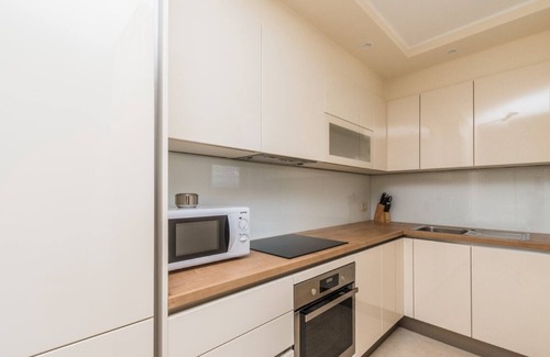 Vantacici Apartment | Beachfront luxury apartment Tunera 6* with a pool on Krk