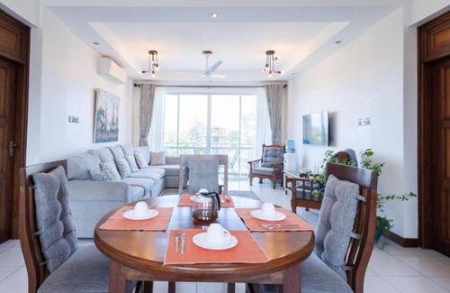 Manyimbo Apartment | Beachfront Luxury Apartmentn