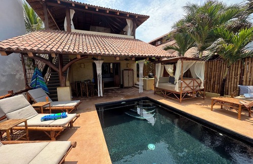 Troncones House | Beachfront Luxury home/w hot tub and infinity pool