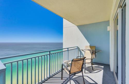 Panama City Beach Apartment | Beachfront Panama City Condo Walk to Pier Park!