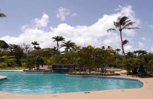 Porters Apartment | Beachfront Penthouse Apartment With Restaurants Nearby