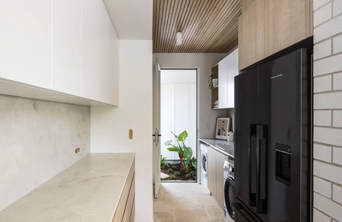 Marcoola House | Beachfront | Scooters | Pet +Kids | Cafes & Shops