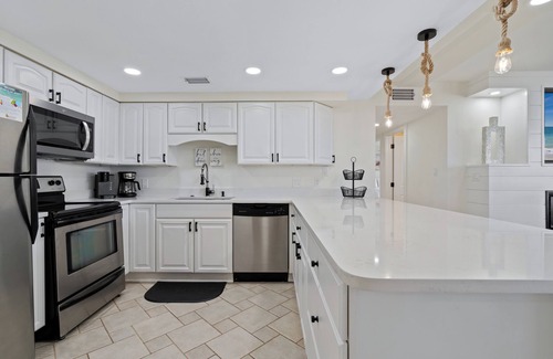 Pensacola Beach Condo | Beachfront, Starboard Village | Pensacola Beach, Outdoor Pool