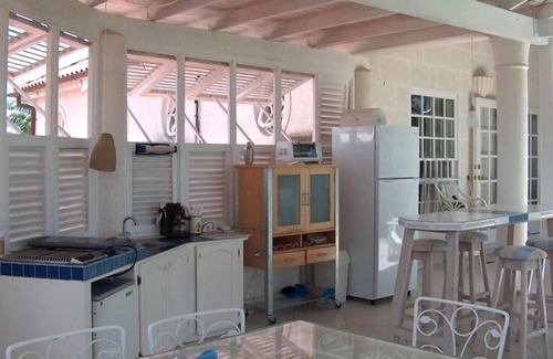 Brighton Villa | Beachfront Studio -Sea and Sand at the West-Coast of Barbados