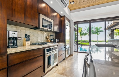 Potrero House | Beachfront Villa - Sunsets and Daily Maid Service