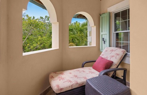 Sandy Point Villa | Beachfront Villa!! Private Pool!! Sunsets and Amazing Ocean View!! Very Private!