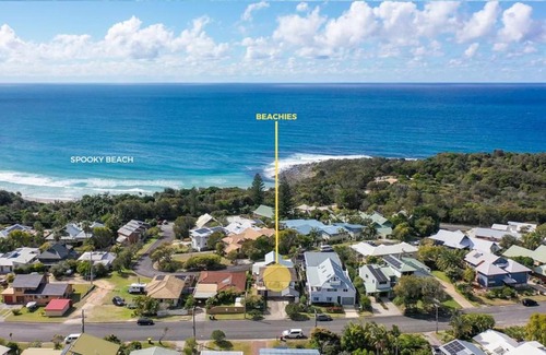 Angourie House | Beachies - Oceanstays