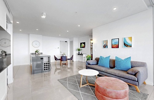 Gold Coast Apartment | Beachside Bliss High Rise Haven Level 65