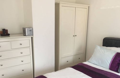 Swalecliffe House | BEACHSIDE COTTAGE , 2 Bedroom House WHITSTABLE