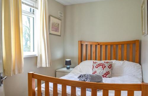 Llanybri House | Beachside