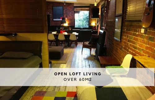 Edithvale Apartment | beachside loft warehouse artists retreat