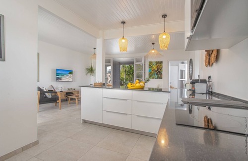 Sainte-Anne House | Beachside Seahorse