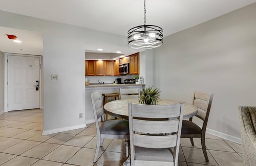 Sandestin Condo | Beachside Towers Condo: 1-Bedroom, 1-Bathroom at Sandestin Golf and Beach Resort!