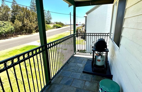 South Bunbury House | Beachside Townhouse - Bunbury