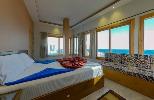 Dahab Villa | Beachside Villa with private rooftop seating area overlooking the sea