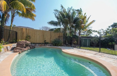 Mollymook Beach House | Beachwood House at Mollymook Beach