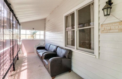Lake Tyers Beach House | Beacon Cottage - Lake Tyers Beach