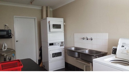 Katherine Hotel | Beagle Hotel