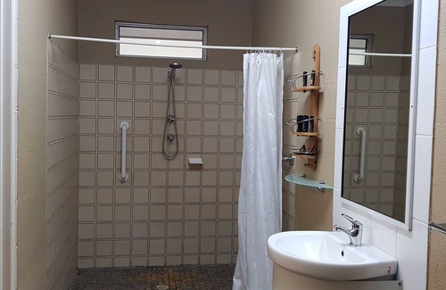 Katherine Hotel | Beagle Hotel