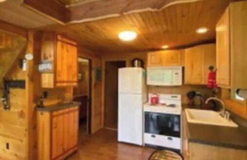 Robbinsville Cabin | Bear Creek Retreat