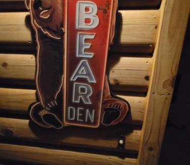 Mount Ida House | Bear Den on Lake Ouachita 2BR Condo at Mountain Harbor Resort